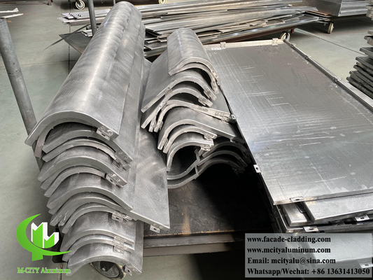 Solid aluminium bekleding Metalen scherm PVDF coating PPG Duurzame kleur 3 mm dikte Outdoor decoratie