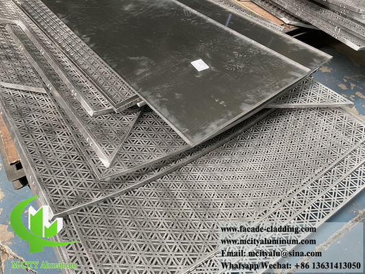 Architectonisch aluminium bekleding PVDF Gouden kleur Metalen scherm Duurzame afwerking Anti roest Brandwerend Klasse 1