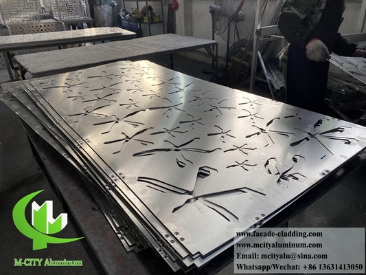 Metalen schermpanelen met lasergesneden aluminiumplaat, poederlaag, decoratief materiaal voor de bekleding van de gevel van gebouwen