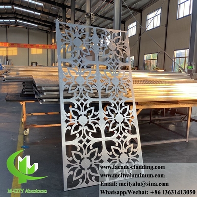Geperforeerd aluminium wandpaneel met metalen gevelbekleding blauwe kleur PVDF hol patroon met LED-licht