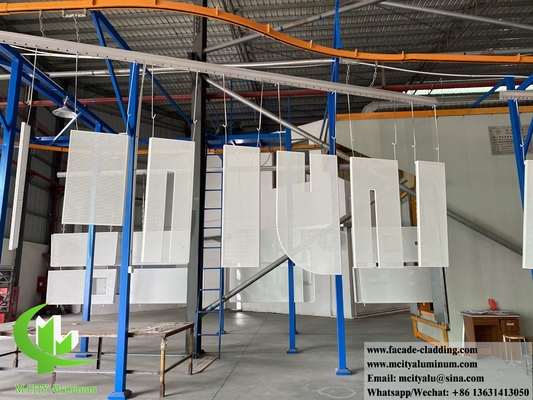 CNC aluminium bekleding metalen scherm ronde gaten witte kleur 3mm PVDF poeder gecoat op maat