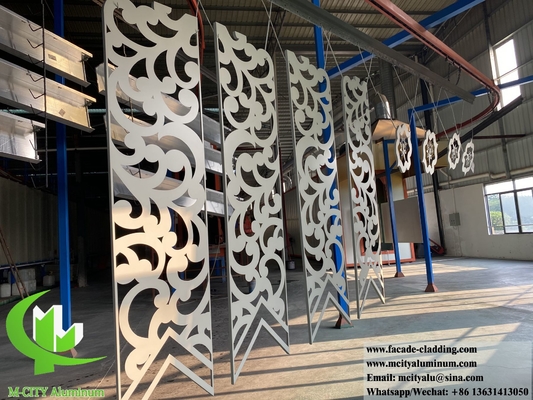 Geperforeerde aluminium wandbekleding massief metaal wandgevel gevel met patronen PVDF 15 jaar garantie