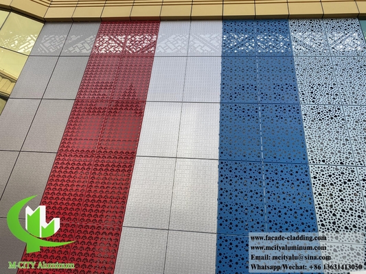 Decoratieve metalen wandbekleding aluminium gevel met patronen ontwerp PVDF 15 jaar kleur garantie
