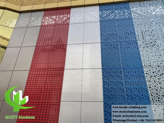 Decoratieve metalen wandbekleding aluminium gevel met patronen ontwerp PVDF 15 jaar kleur garantie