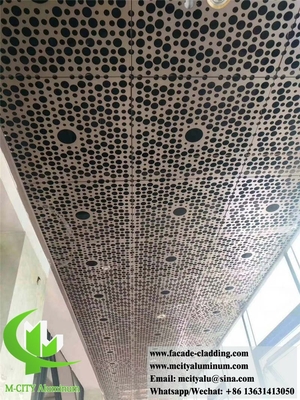 Laser gesneden metalen wandbekleding Solid aluminium panelen met hol ontwerp PVDF rode kleur