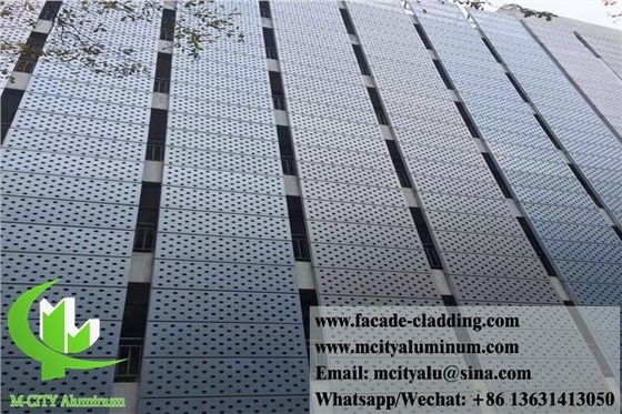 Geperforeerde metalen bekledingswandpanelen met een poedercoating van wit voor buitengevels