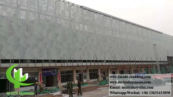 Geperforeerd metalen bekleding gevelsysteem 3 mm dikte PVDF sliver aluminium schermen