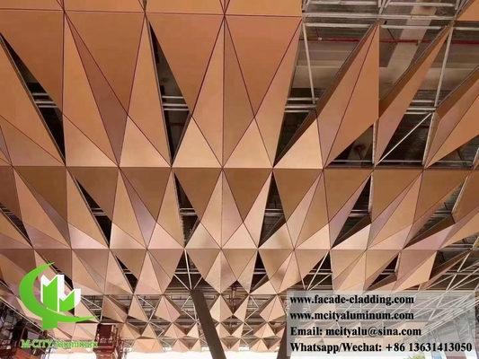 Metalen plafond Aluminium tegels Buiten- en binnenversiering 3D-vorm PVDF Gouden