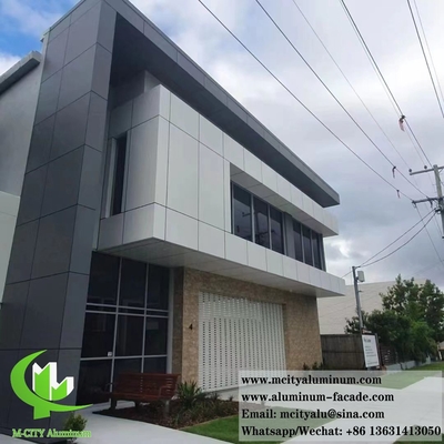 Metalen muurpanelen voor architectuur Solid aluminium bekleding PVDF gevels System brandwerend