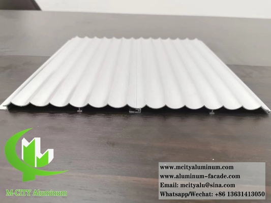 Metalen wandpanelen met aluminiumprofiel