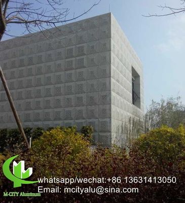 Goede prijs Gepoedercoate aluminium gegraveerde paneel met aangepaste RAL-kleuren en CNC-snijden voor gordijngeveldecoratie online