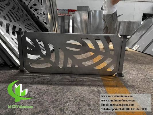 Goede prijs Op maat gesneden CNC aluminium decoratief plaat met poedercoating in elke RAL-kleur voor hek en reling online