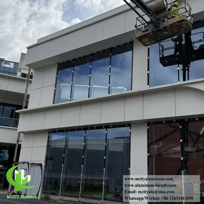 Goede prijs Vast aluminium gevelbekleding met PVDF-coating en aluminiumlegering van de 3003-serie voor op maat gemaakte perforatiemodellen online